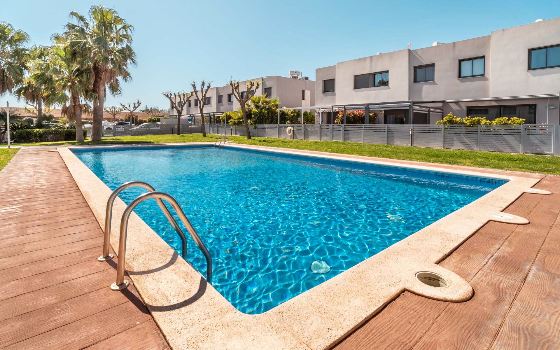 Swimming pool of House or chalet for sale in Cambrils  with Air Conditioner, Heating and Terrace