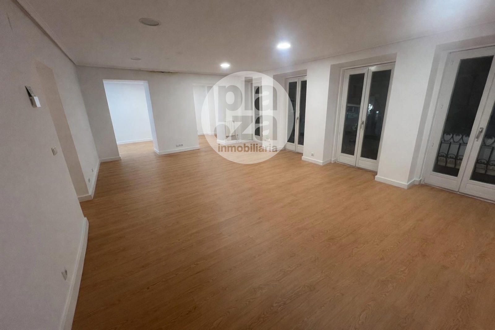 Flat for sale in Burgos Capital  with Heating