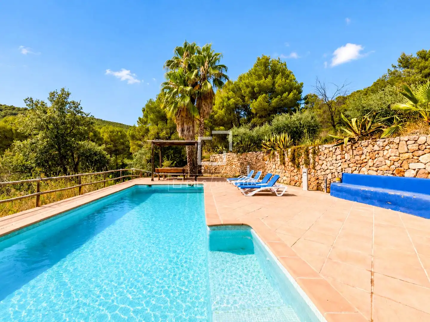 Maison rustique avec piscine à vendre à Torrelles de Foix, imagen 3