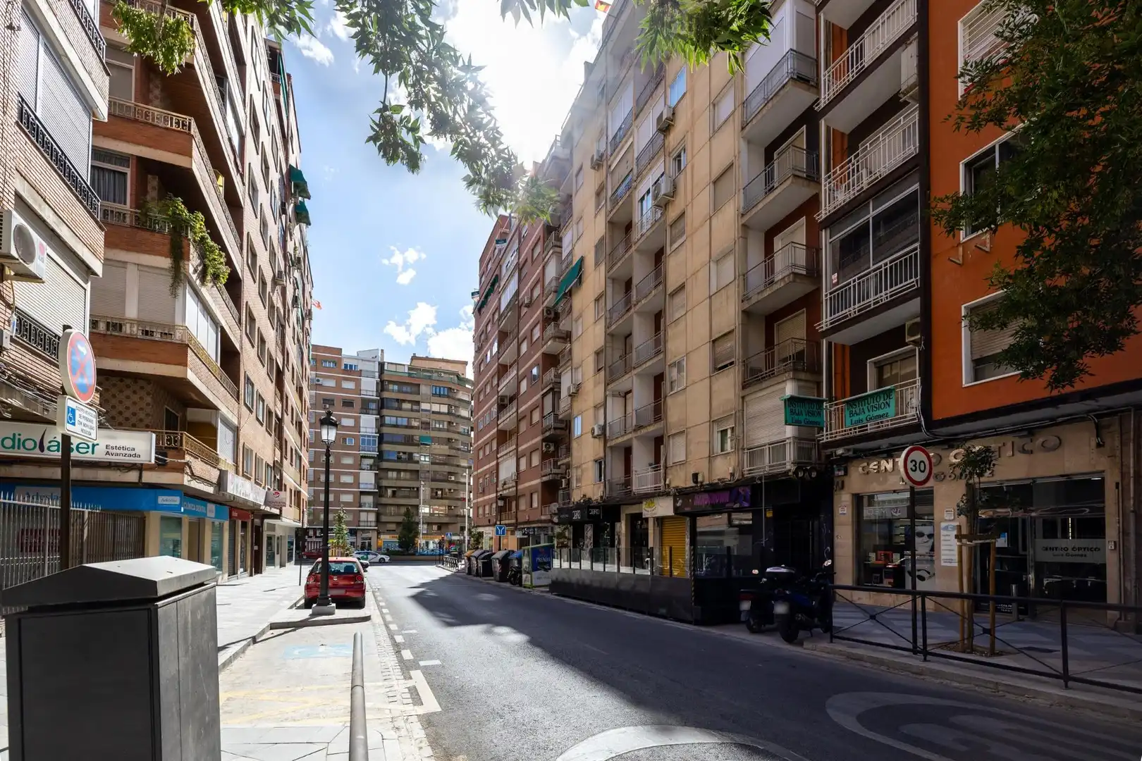 Piso en venta en Calle Calle Emperatriz Eugenia, 1, Camino de Ronda