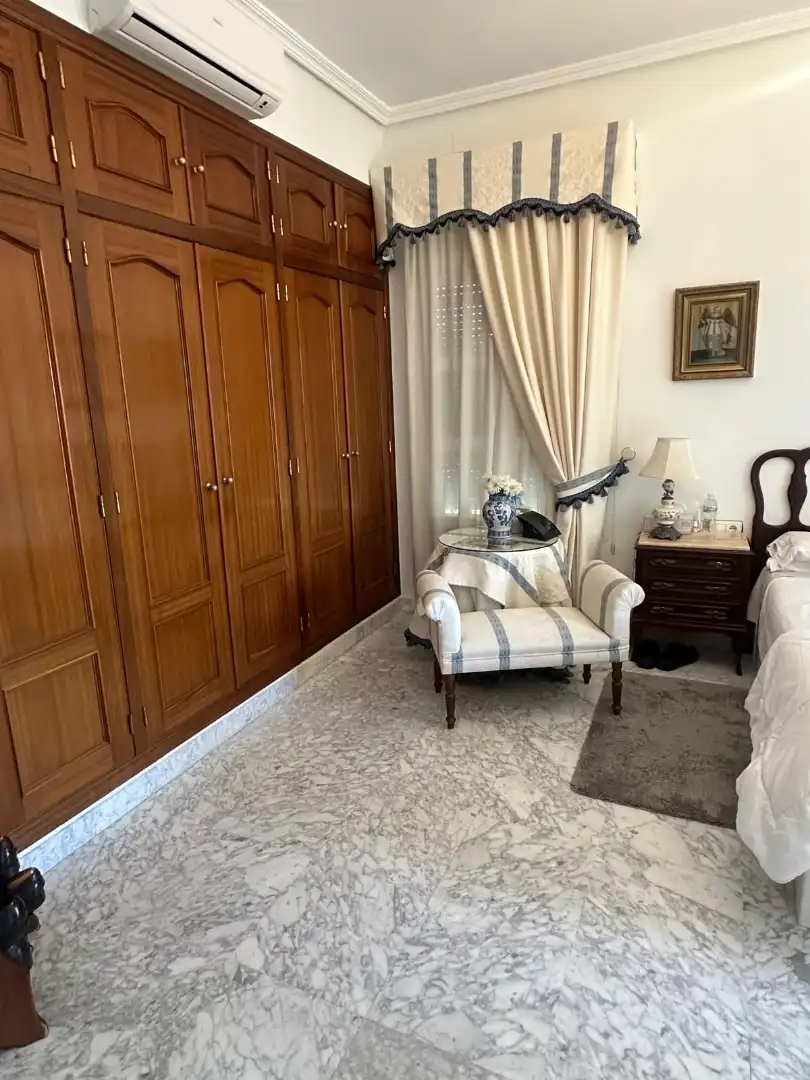 Houses for sale in Poniente-Norte - Miralbaida - Parque Azahara