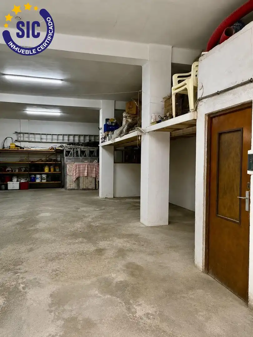 Gewerbefläche zum Verkauf in Calle SANTS DE LA PEDRA, imagen 3