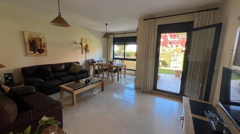 Foto 2 de Apartamento en venta en Avenida Benamara, 15, Paraiso - Barronal, Málaga