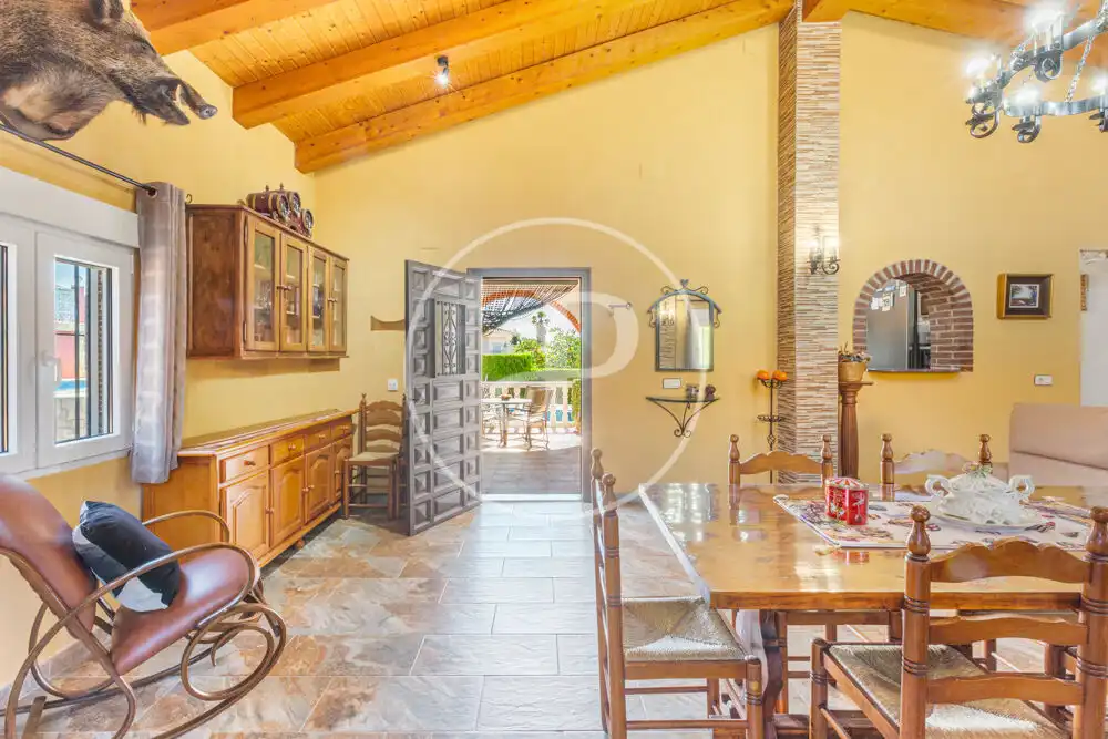 Comedor de Casa o chalet en venta en Montroi / Montroy con Aire acondicionado, Calefacción y Jardín privado