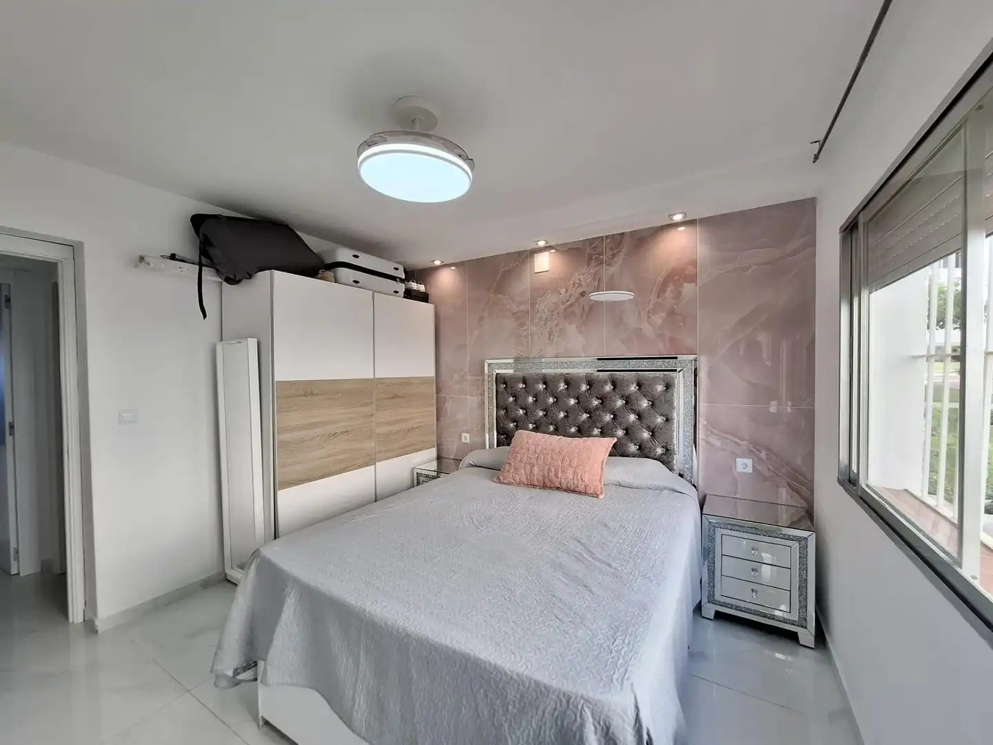 Habitación de Piso en venta en Marbella con Aire acondicionado y Piscina comunitaria