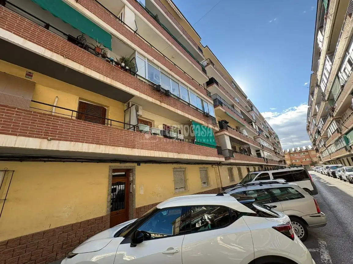Vista exterior de Pis en venda en Alicante / Alacant amb Aire condicionat i Balcó