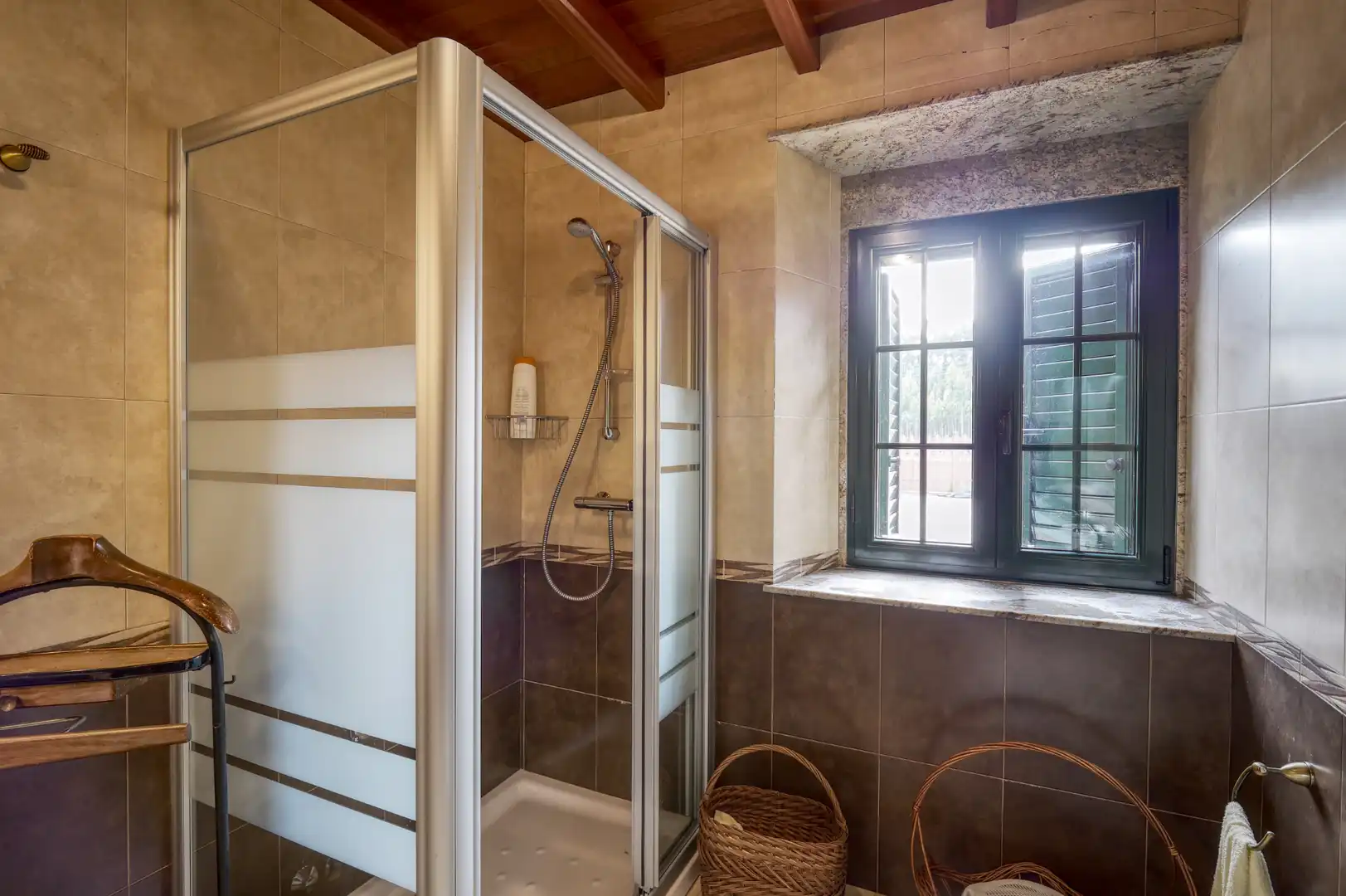 Baño de Finca rústica en venta en Valdoviño con Calefacción, Jardín privado y Parquet