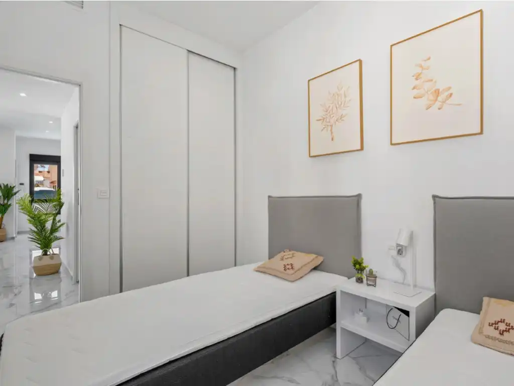 Casa con piscina en venta en Calle las Abubillas, imagen 23
