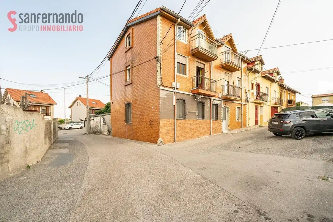 Vista exterior de Apartament en venda en Santander amb Balcó