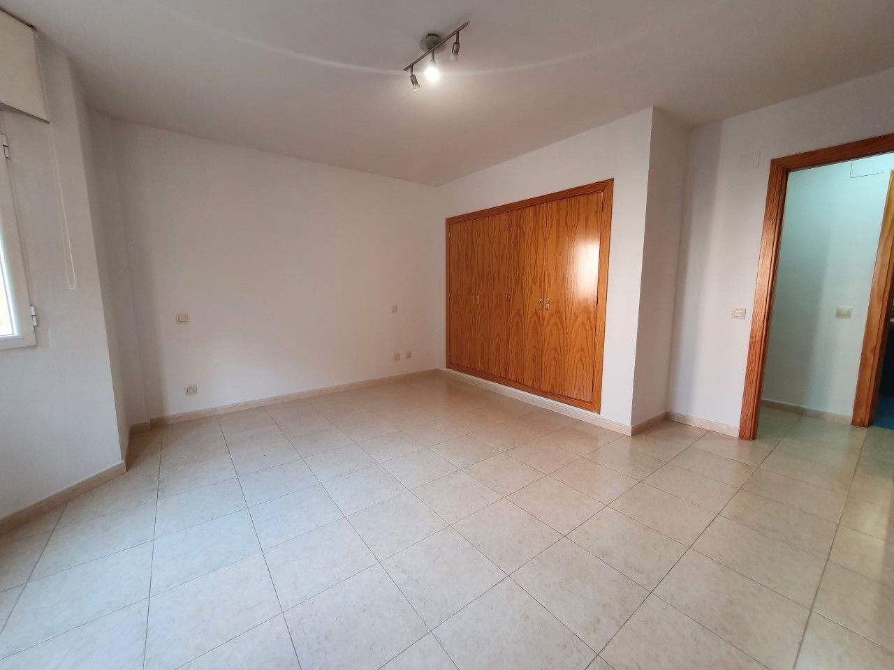 Piso en venta en Calle Duque de Wellington, Centro - Corte Inglés