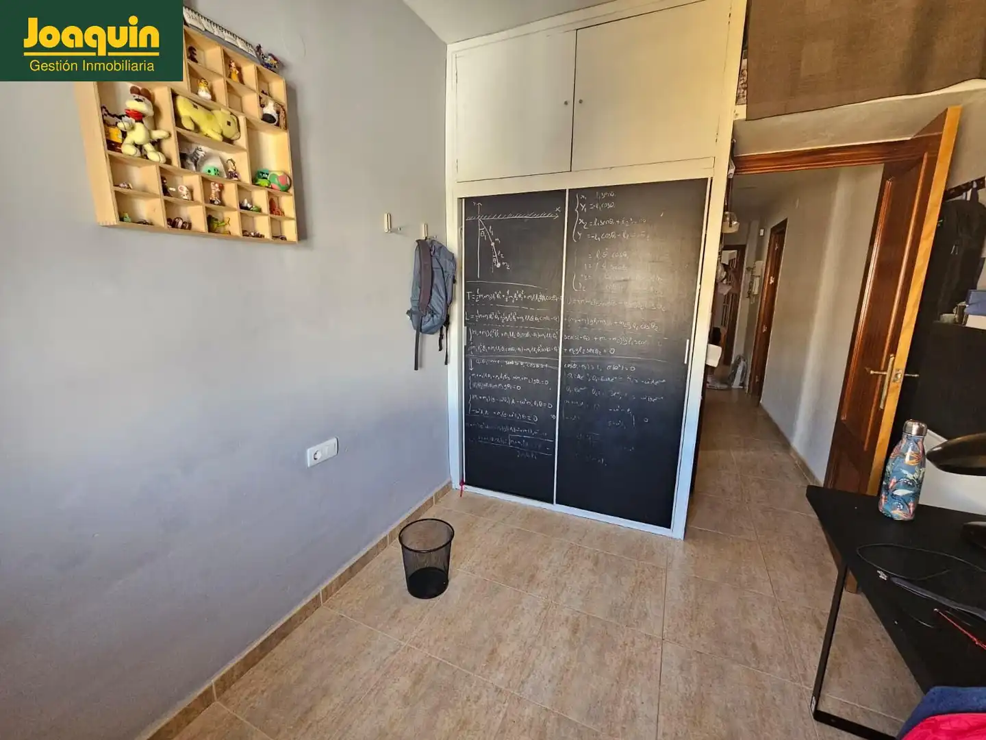Flat for rent in Córdoba  with Air Conditioner