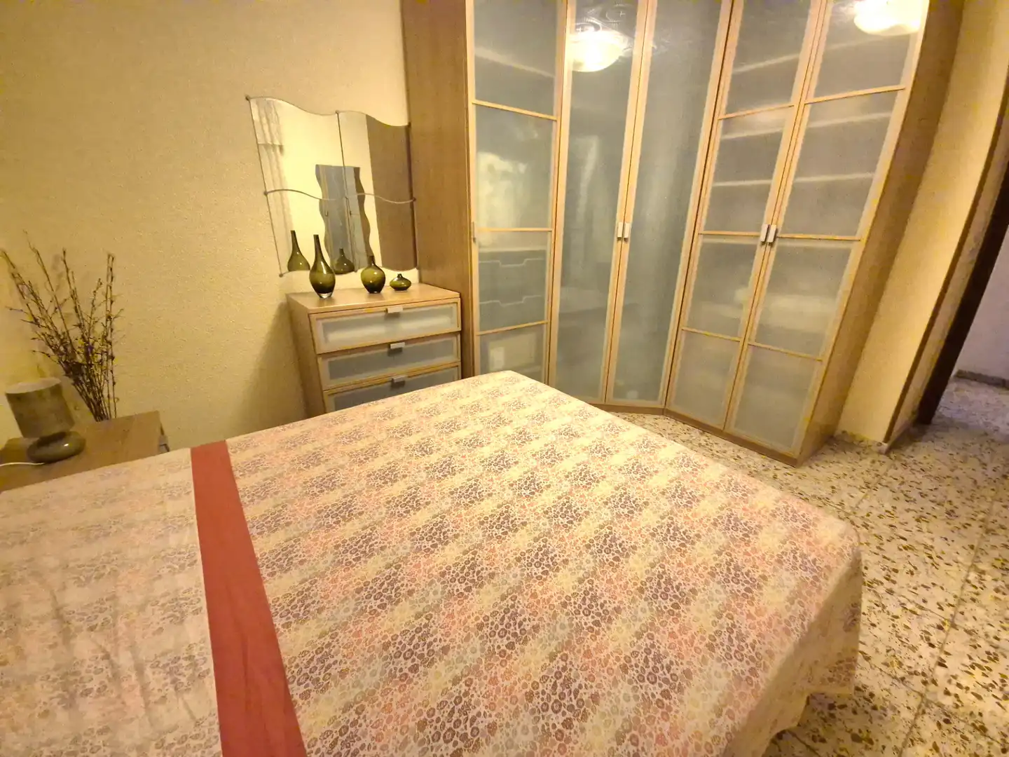 Schlafzimmer von Wohnung zur Miete in Elche / Elx mit Terrasse, Möbliert und Ofen