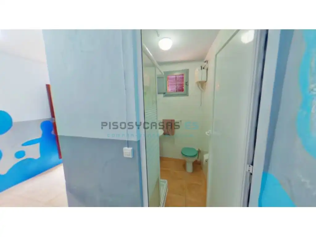 Badezimmer von Wohnungen zum Verkauf in Alpartir