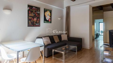 Foto 2 de Piso de alquiler en Carme, El Raval,  Barcelona Capital