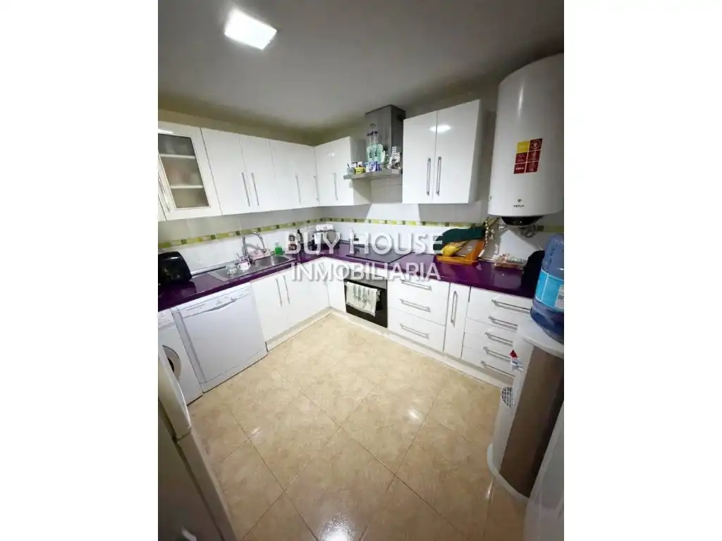 Cocina de Piso en venta en Cedillo del Condado