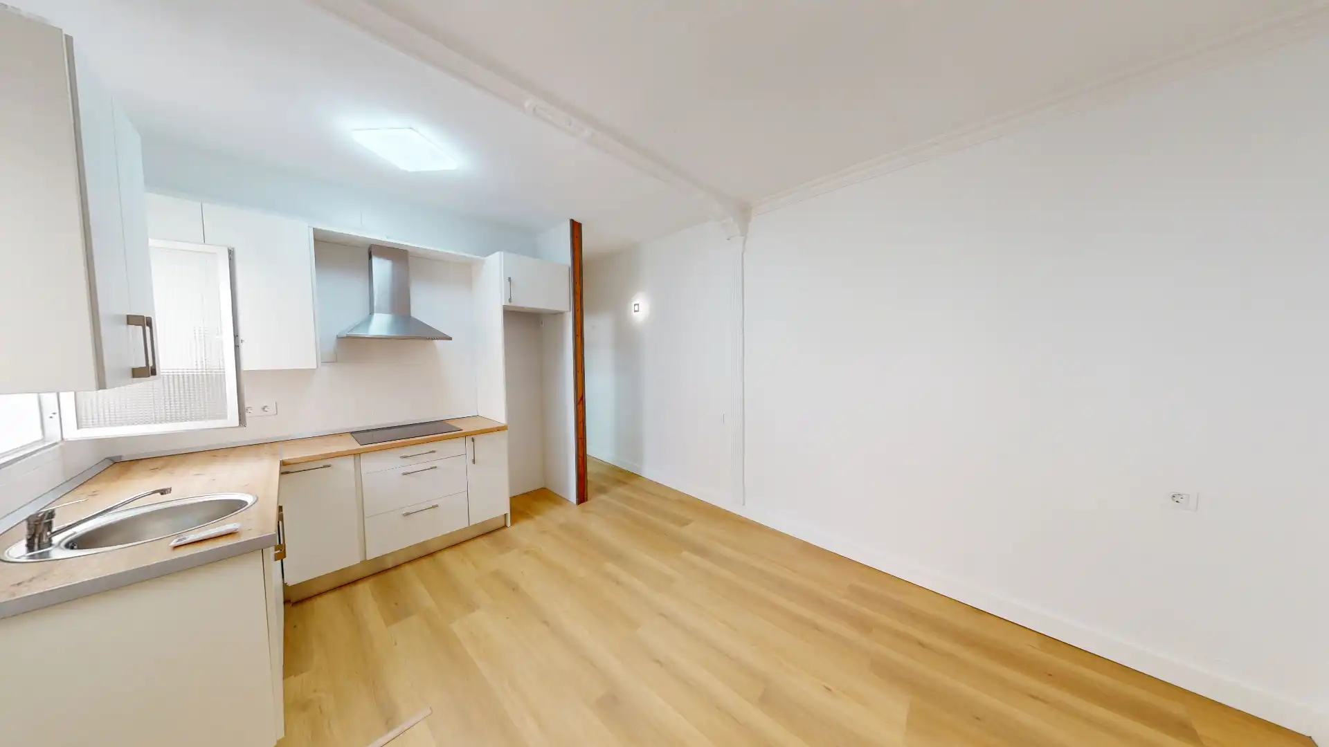 Wohnung zum Verkauf in Almería mit Klimaanlage und Waschmaschine