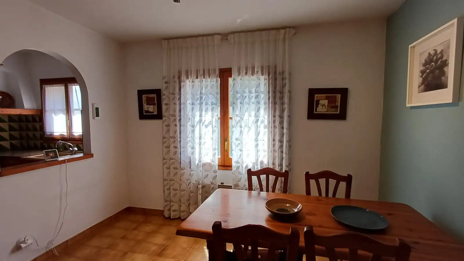 Menjador de Casa adosada en venda en Roda de Berà amb Jardí privat i Alarma