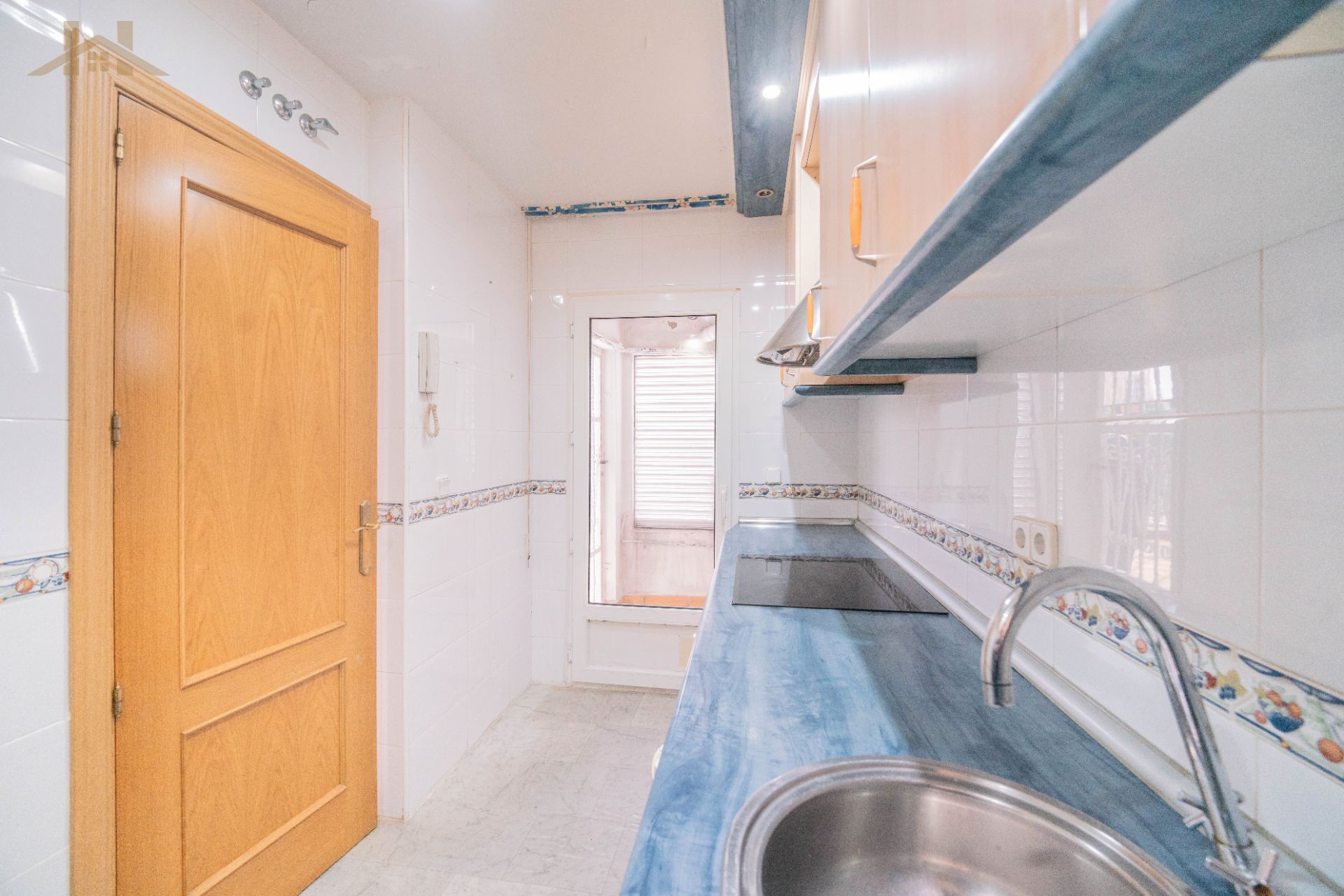 Cuina de Dúplex en venda en Torrejón de Ardoz amb Aire condicionat, Calefacció i Jardí privat