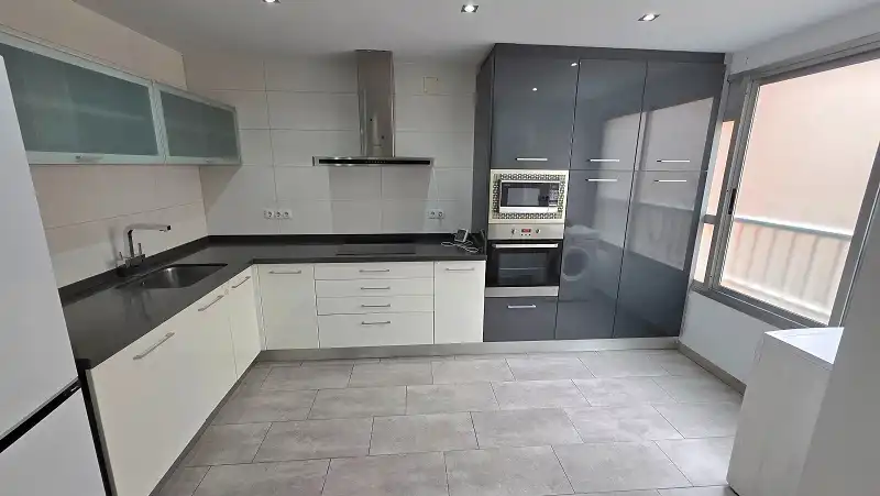 Küche von Wohnung zum Verkauf in Elche / Elx