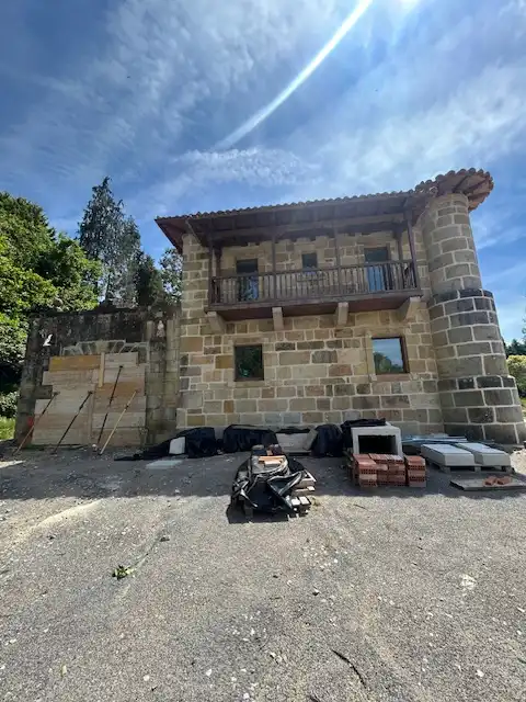 Vista exterior de Casa o chalet en venta en Ribamontán al Monte con Aire acondicionado, Calefacción y Jardín privado
