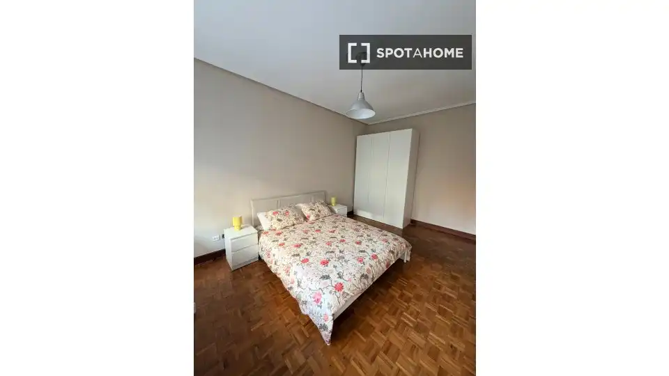 Habitació a San Pedro de Deusto - La Ribera