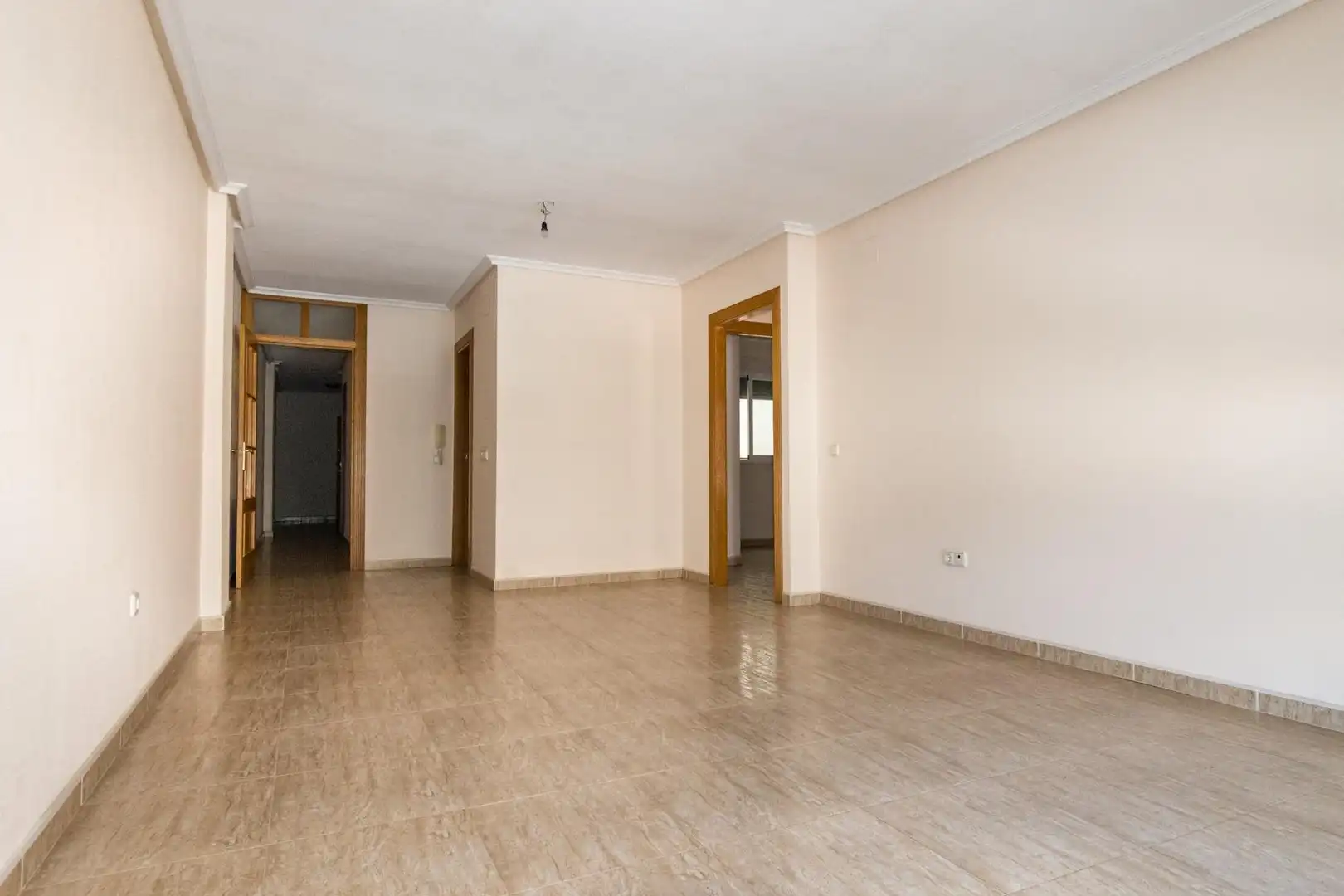 Gran apartamento a la venta en el centro de Torrevieja, imatge 3