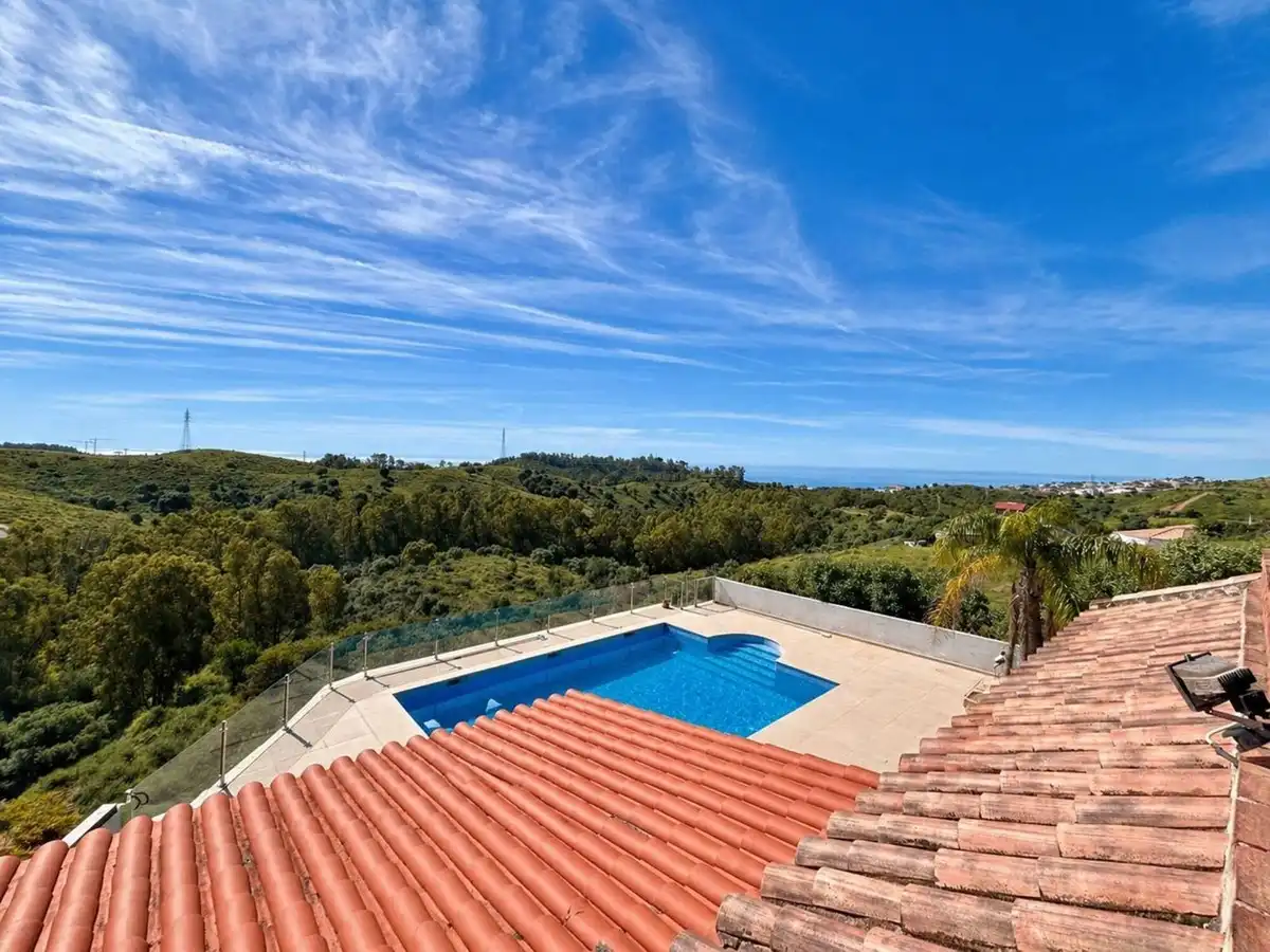 Piscina de Casa o xalet en venda en Mijas amb Calefacció, Jardí privat i Terrassa