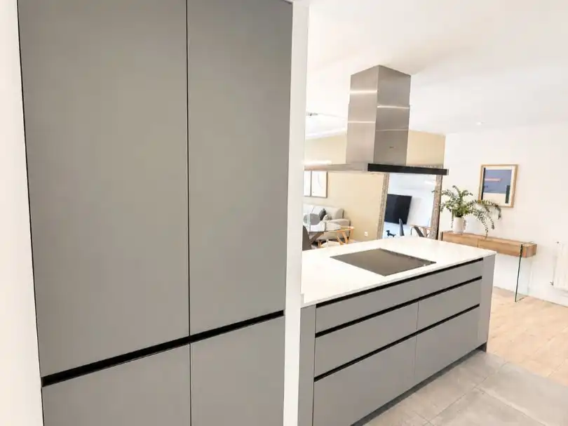 Küche von Wohnung zum Verkauf in Las Rozas de Madrid mit Klimaanlage, Terrasse und Schwimmbad