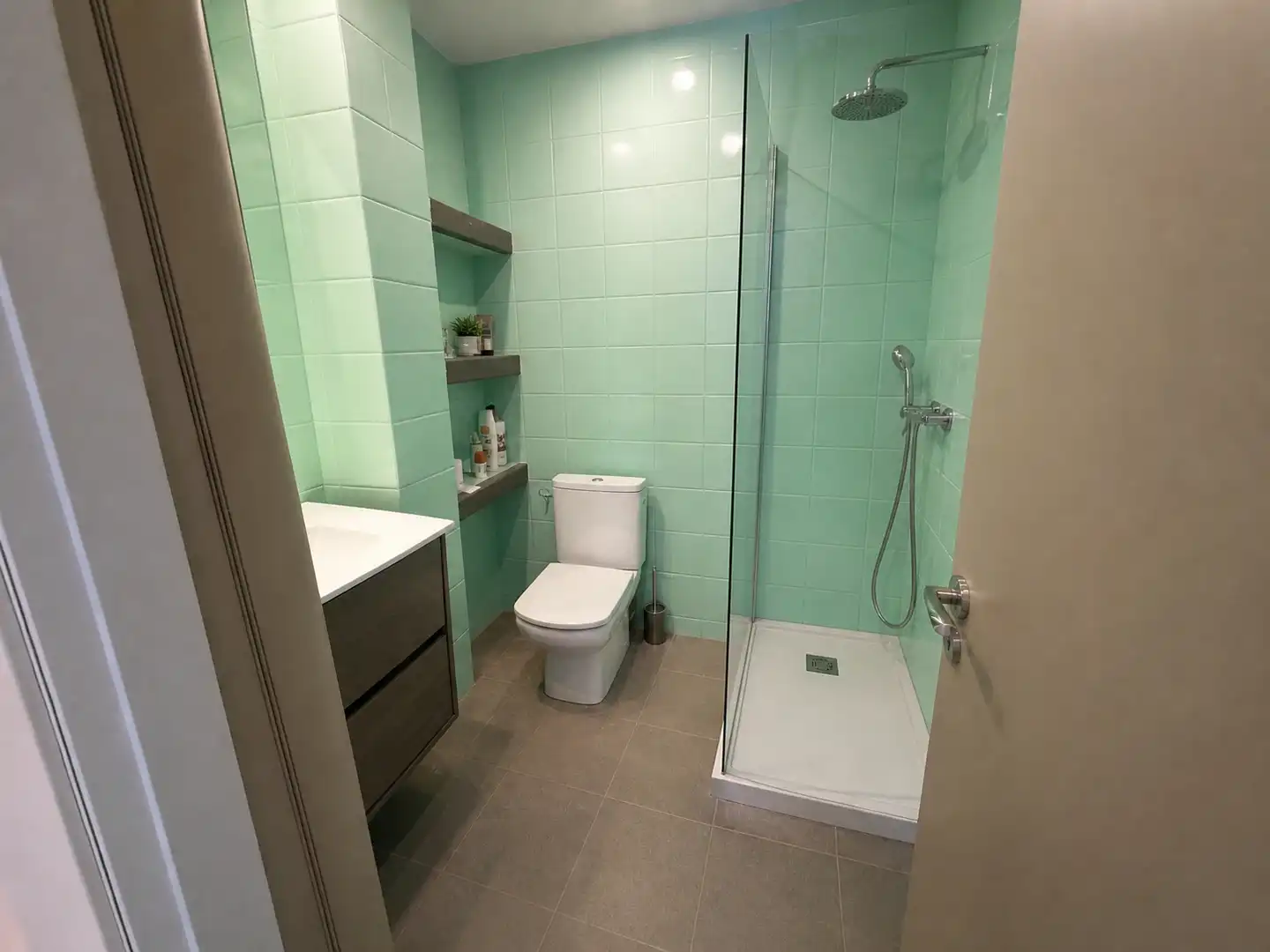 Bathroom of Flat for sale in Badalona