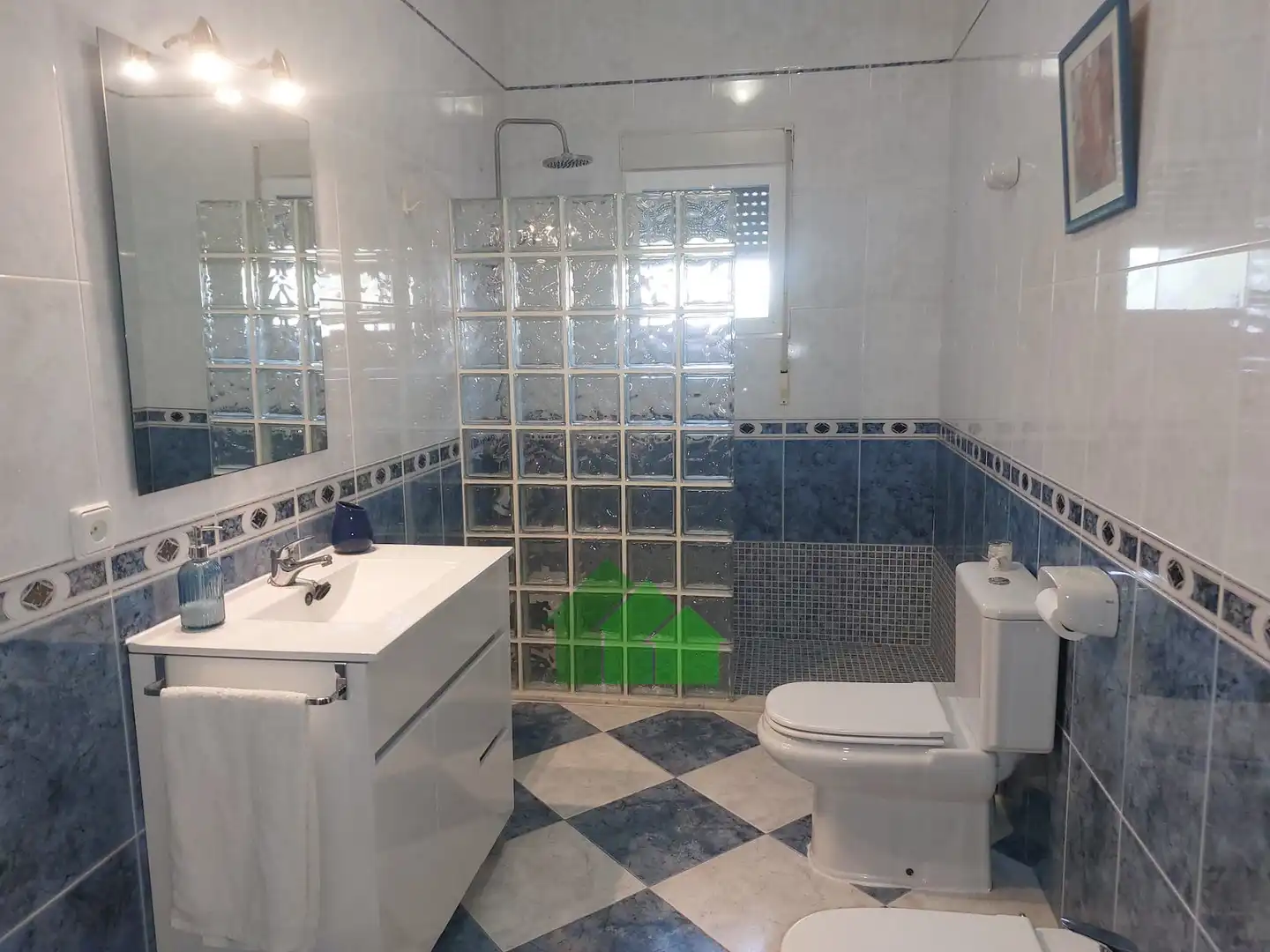 Bany de Casa o xalet en venda en Torremayor amb Aire condicionat, Traster i Piscina