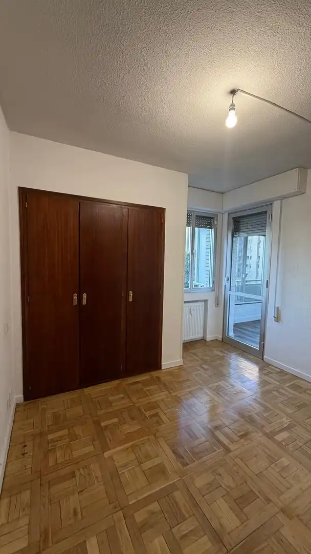 Schlafzimmer von Wohnung zur Miete in Fuencarral - El Pardo