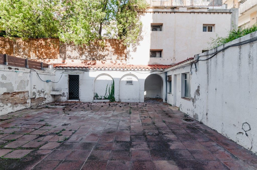 Exterior view of Flat to rent in  Barcelona Capital  with Heating, Terrace and Balcony