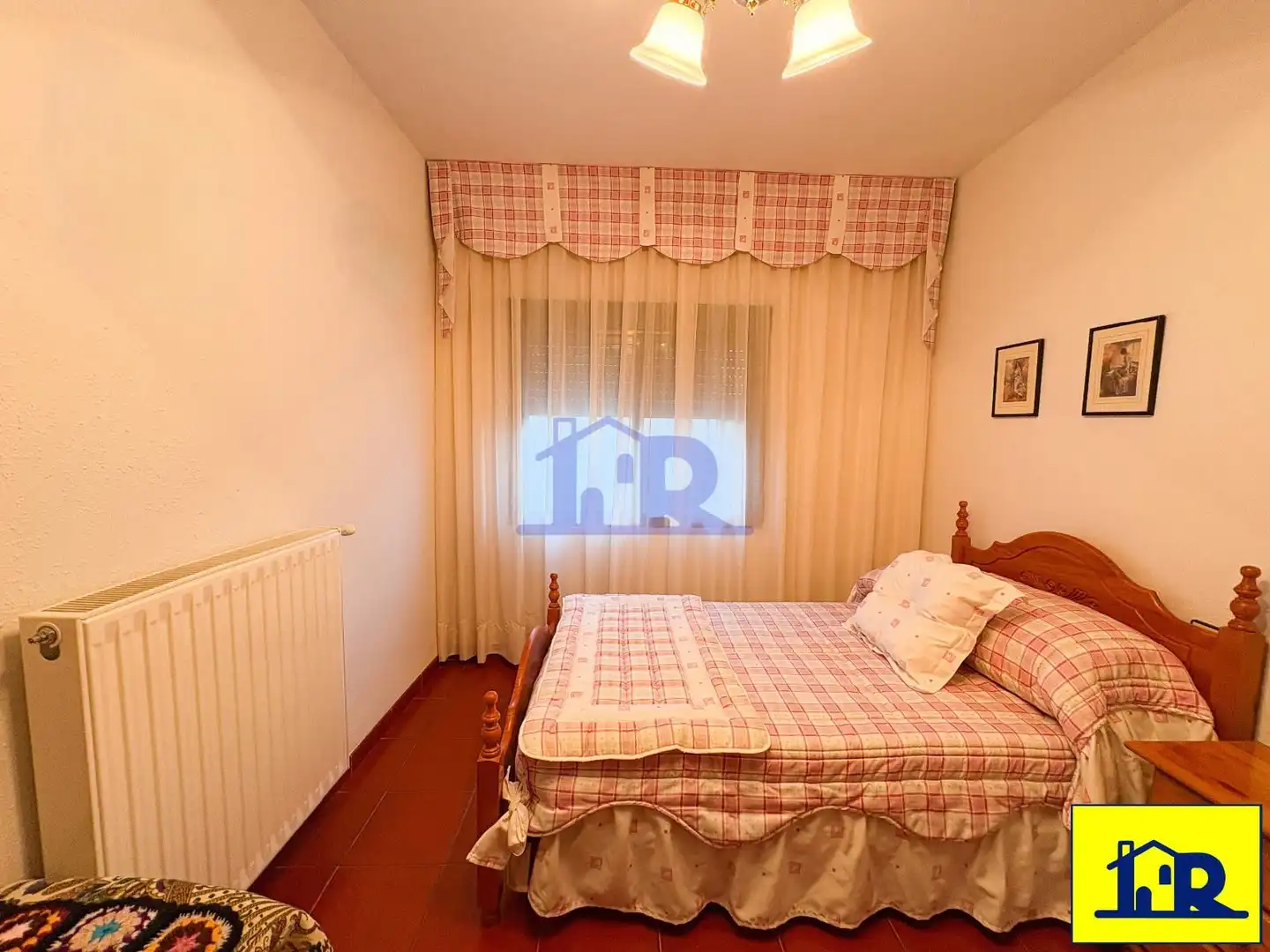 Bedroom of Houses for sale in Fuentes, Cuenca