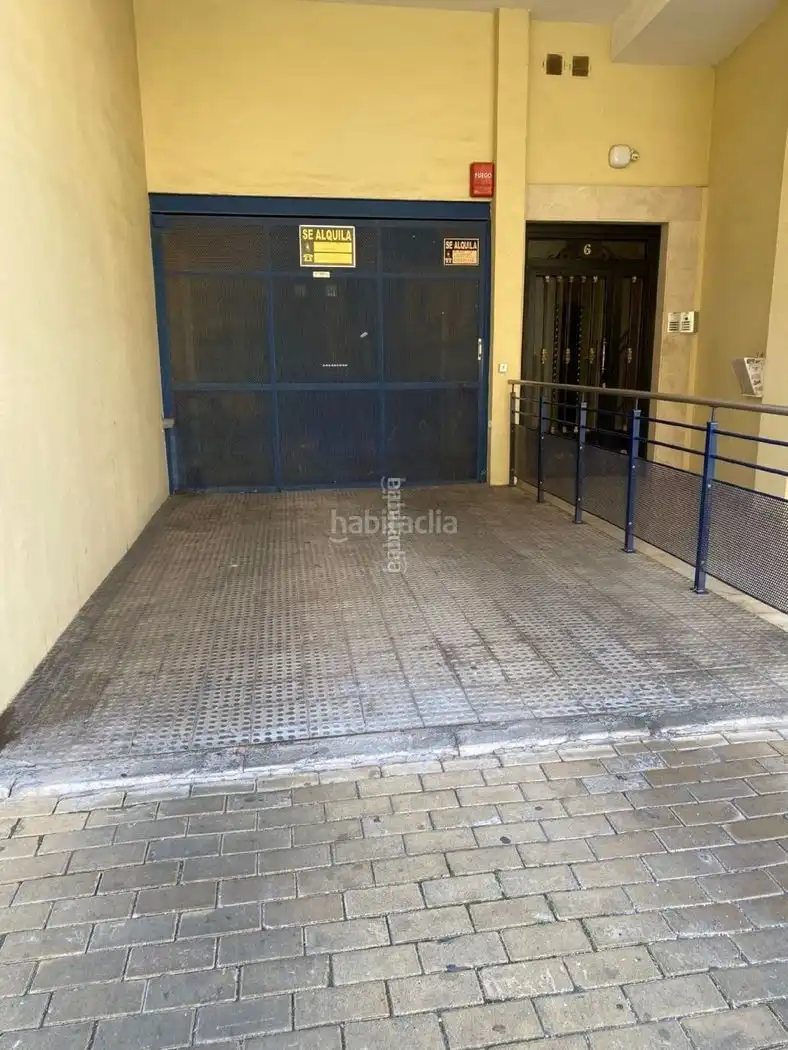 Individual de lloguer a Carrer de Honori García García 14