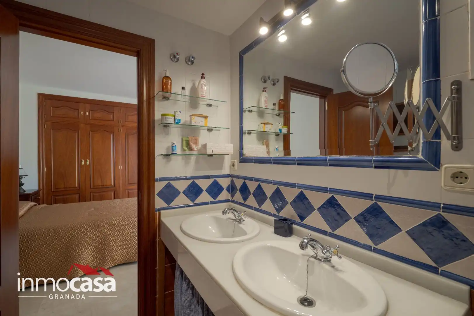 Villa con piscina in vendita a Peligros, imagen 61