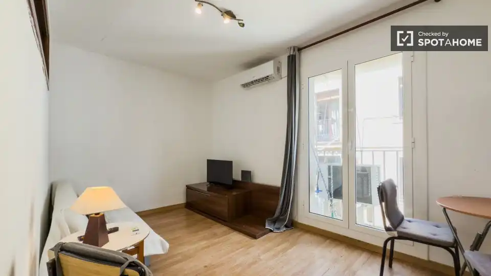 Piso en alquiler en Ciutat Vella, imagen 3