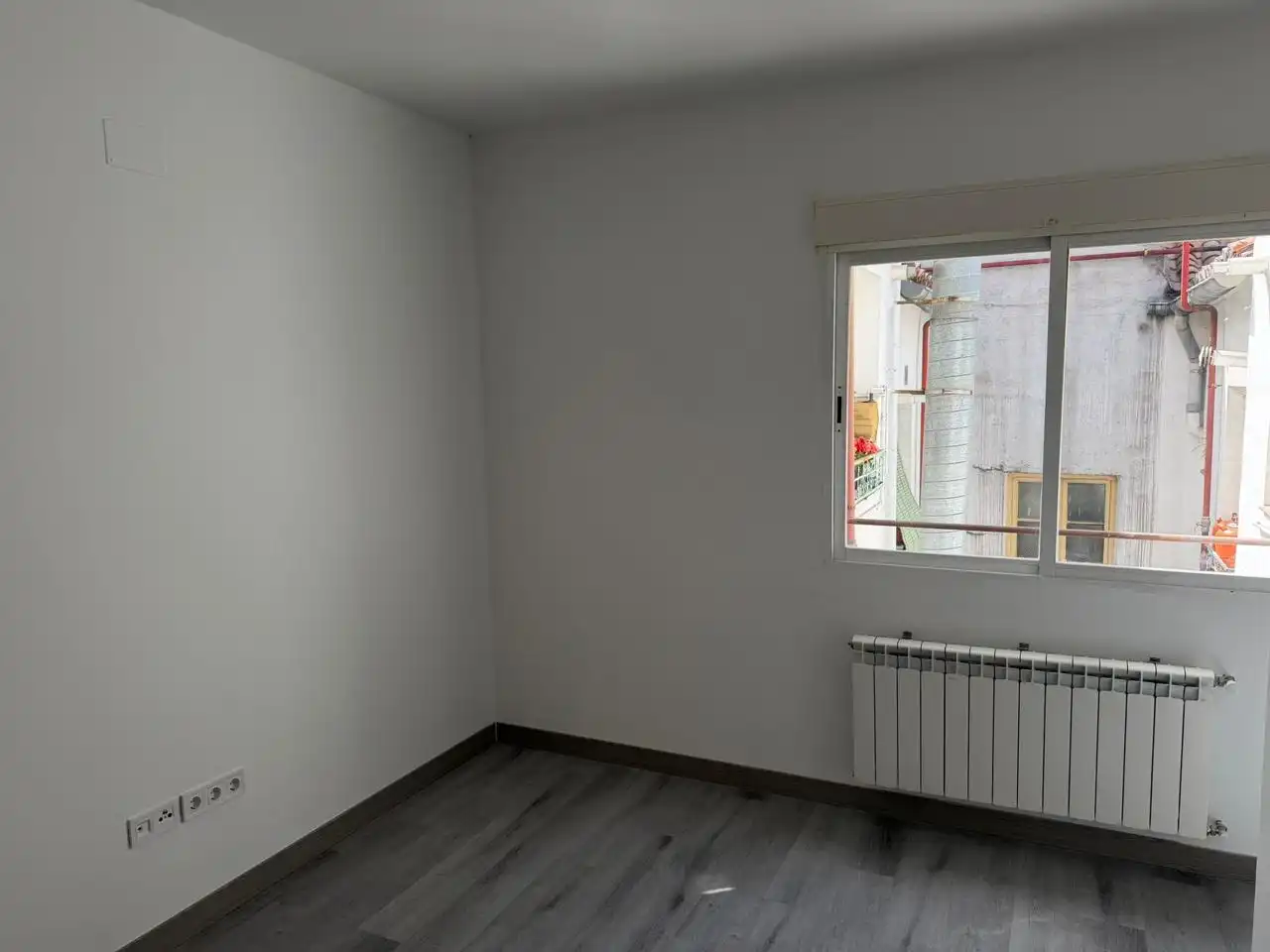 Habitación de Piso de alquiler en  Madrid Capital con Aire acondicionado y Calefacción