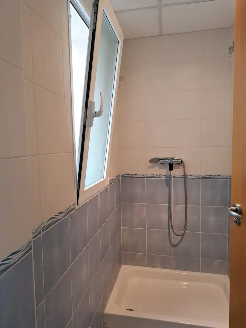 Bathroom of Apartments for sale in Murcia  with Air Conditioner, Heating and Storage room