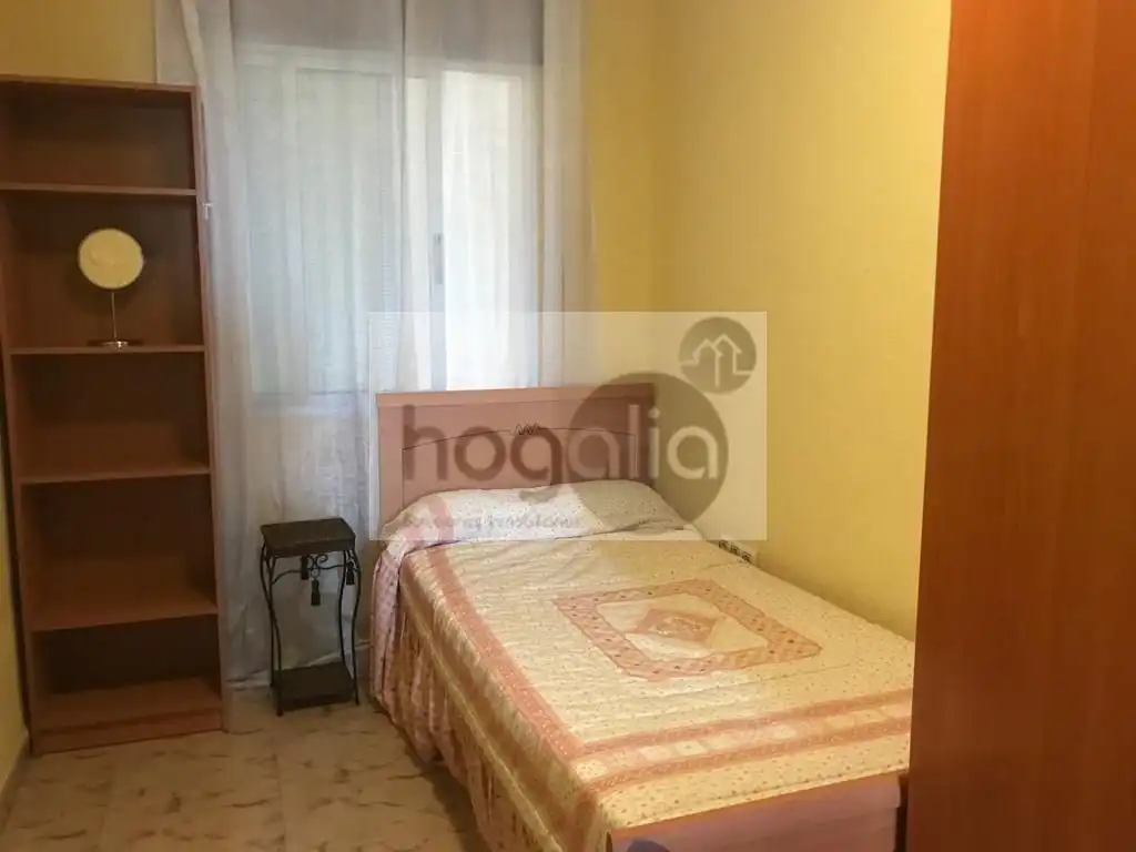 Flat for rent in Sta. Aurelia - Cantábrico - Atlàntico - La Romería