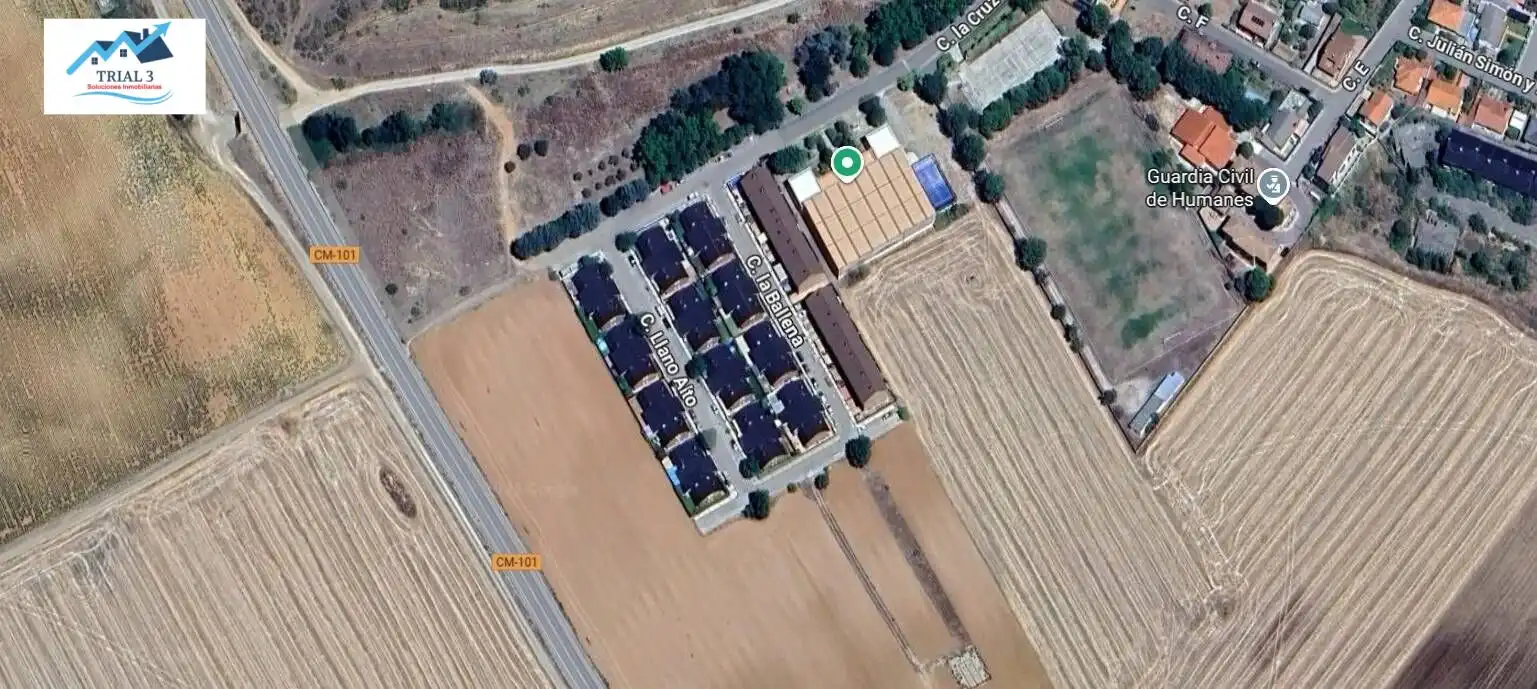 Casa o xalet en venda en Humanes amb Jardí privat
