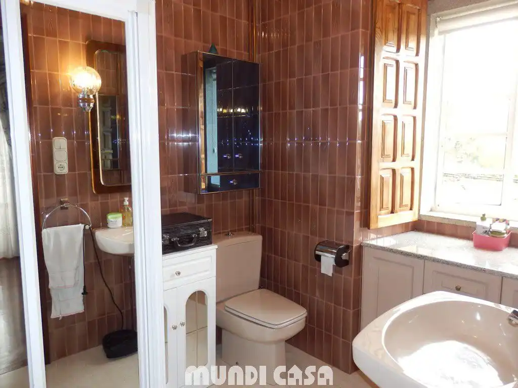 Bathroom of Country homes for sale in Padrón  with Heating, Terrace and Furnished
