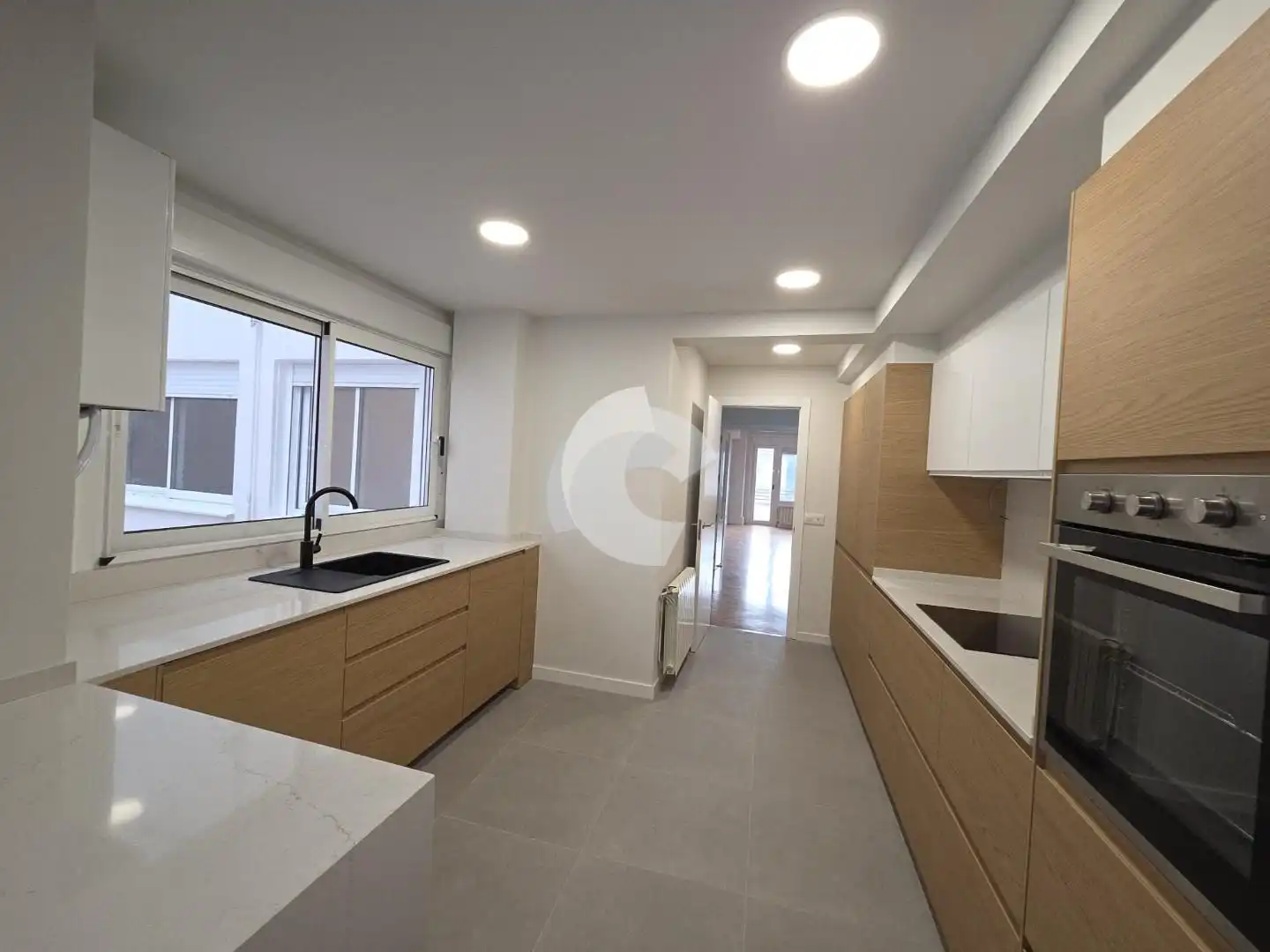 Kitchen of Flat for sale in Vigo   with Heating and Balcony