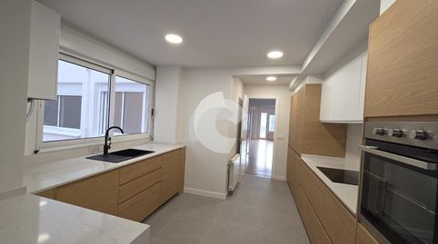 Foto 3 de Piso en venta en Plaza España - Corte Inglés, Vigo