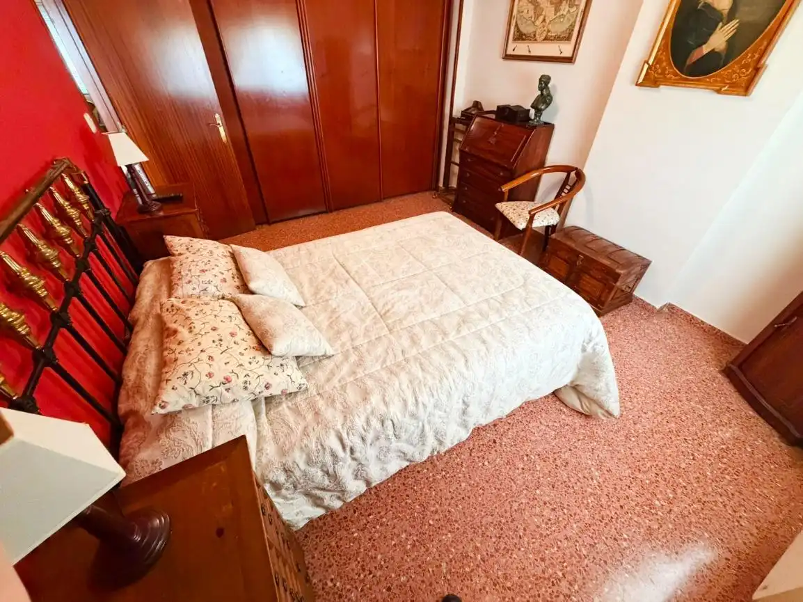 Flat for sale in Venta del Olivar