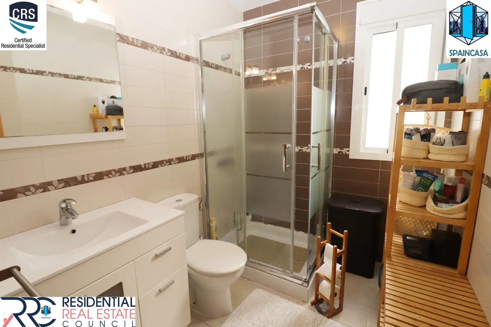 Bathroom of Flat for sale in Gibraleón  with Air Conditioner, Heating and Storage room