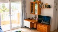 Sala d'estar de Apartament en venda en La Manga del Mar Menor amb Aire condicionat, Terrassa i Moblat