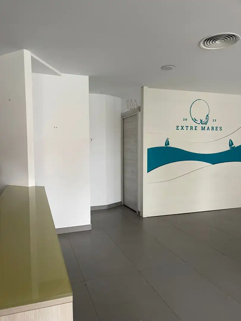 Local en venta en Plasencia con Terraza