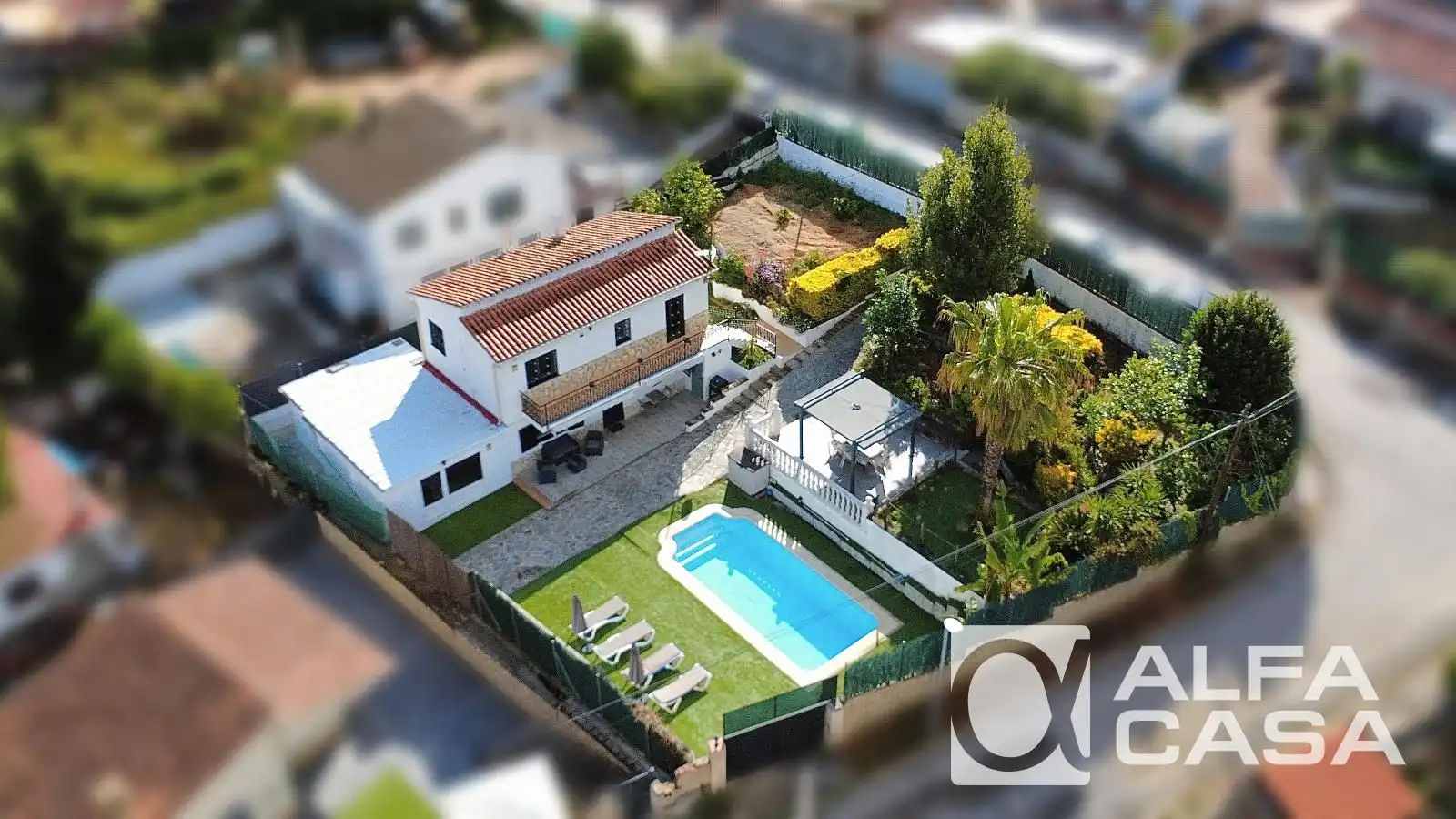 Vista exterior de Casa o xalet en venda en Lloret de Mar amb Calefacció, Terrassa i Traster