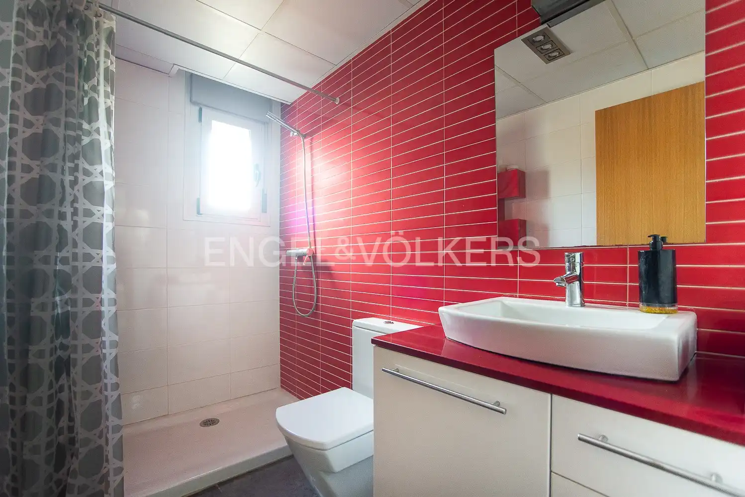 Bathroom of Houses for sale in Vinaròs  with Air Conditioner, Heating and Private garden