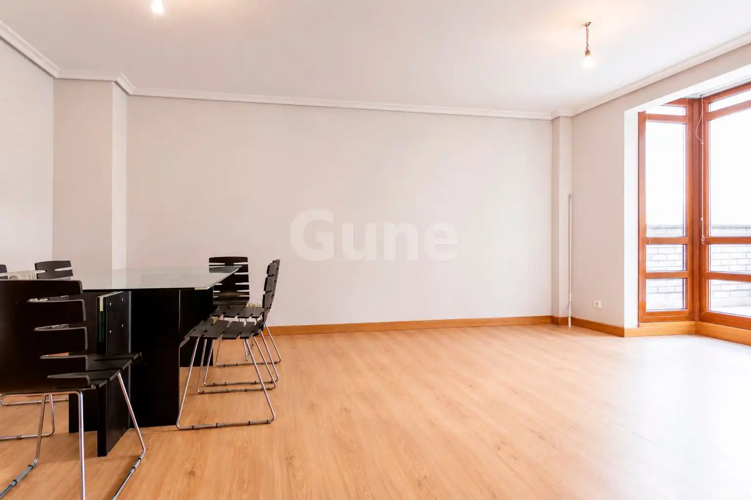 Comedor de Piso en venta en Zumarraga con Calefacción y Terraza